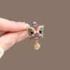 Retro Creative Lion Dance Bell Brooch, Elegant Pin Accessory for Men and Women